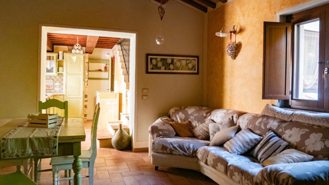 Il Casale Di Fiore Cannara Exterior foto
